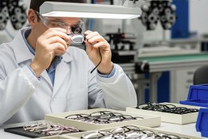 When_purchasing_eye_glasses_what’s_most_important