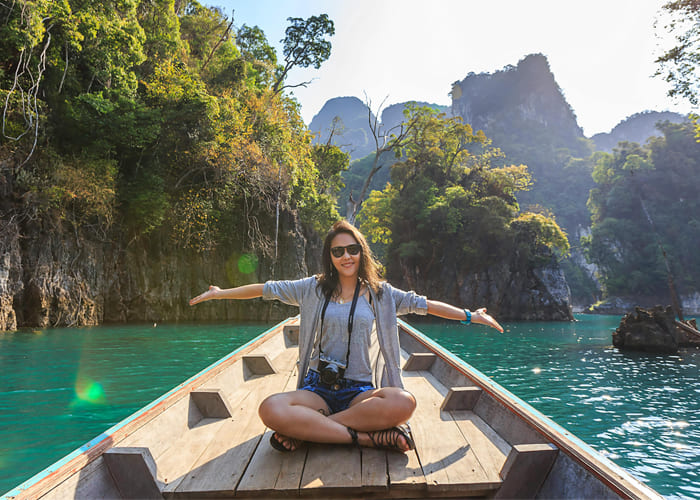 women travel sunglasses